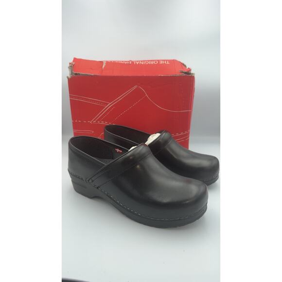 SANITA Professional Cabrio Black Leather Clogs Size 41 EU Wide - Picture 1 of 7